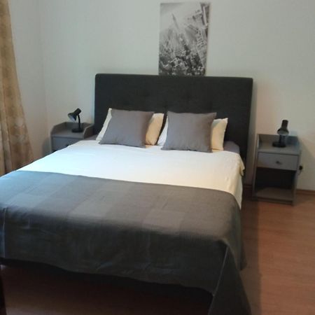 Beautiful Location Apartment Sofia Bagian luar foto